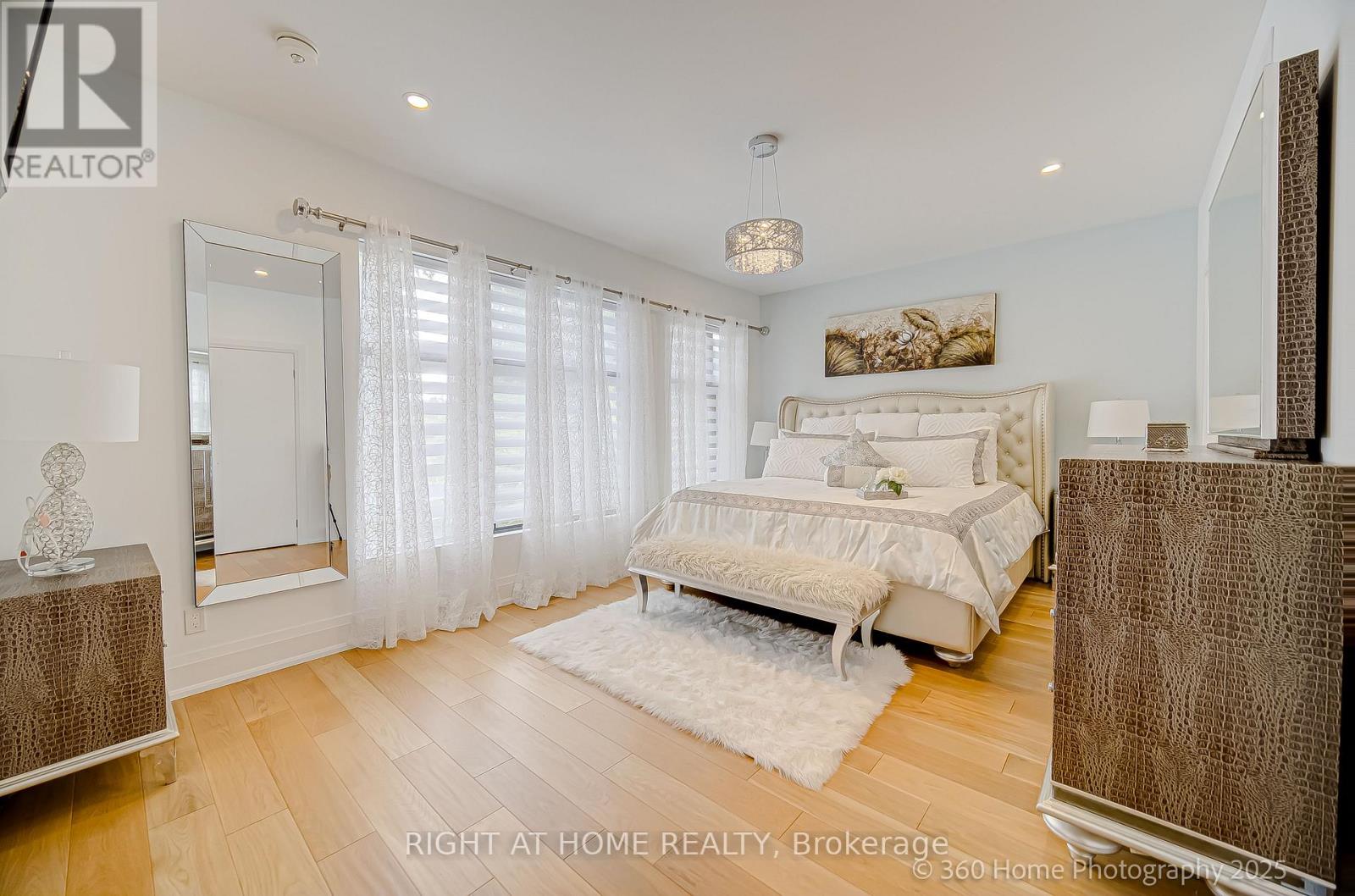 238 Renforth Drive, Toronto, Ontario  M9C 2K9 - Photo 17 - W12474450