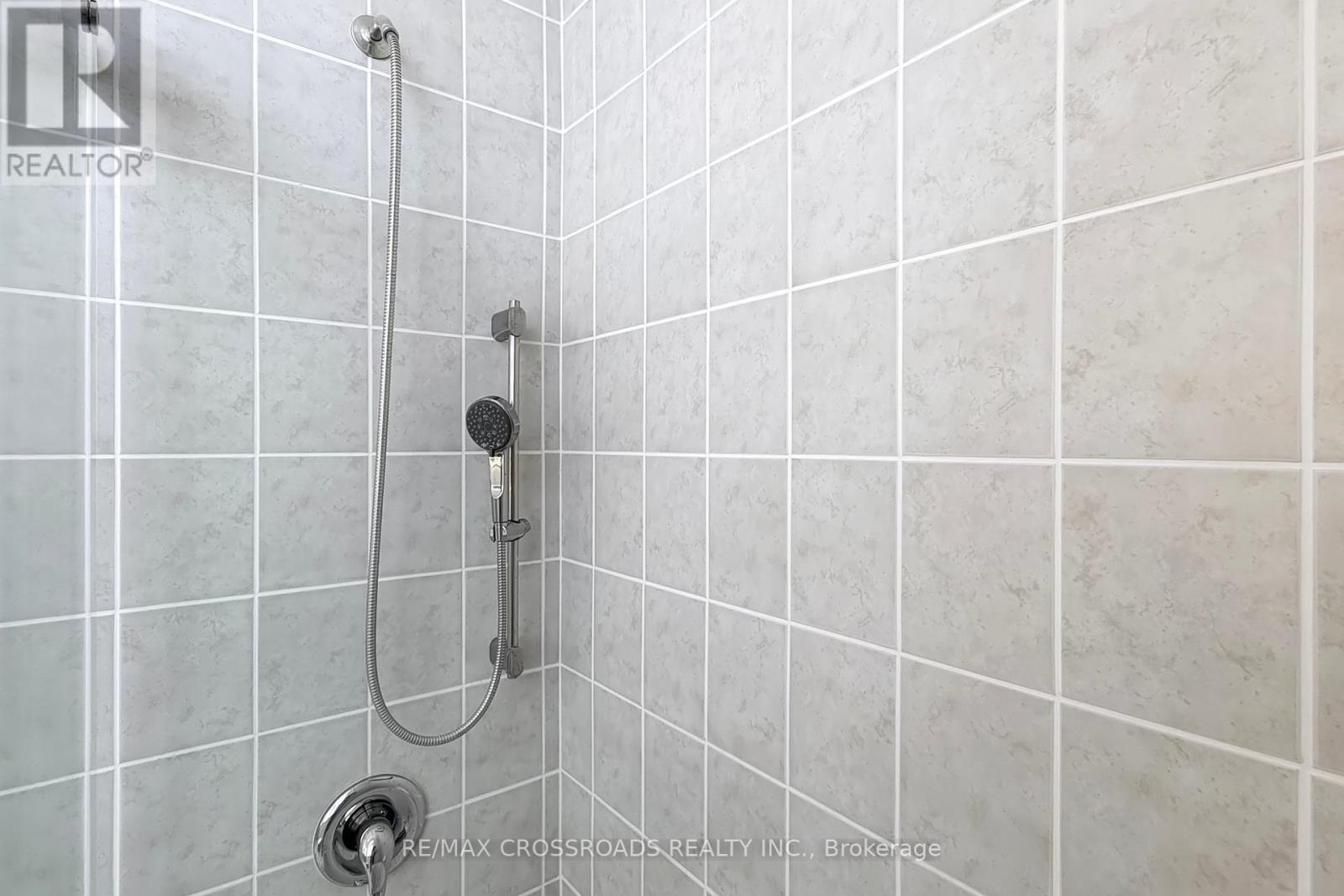 4262 Vivaldi Road, Burlington, Ontario  L7M 0N4 - Photo 26 - W12474460