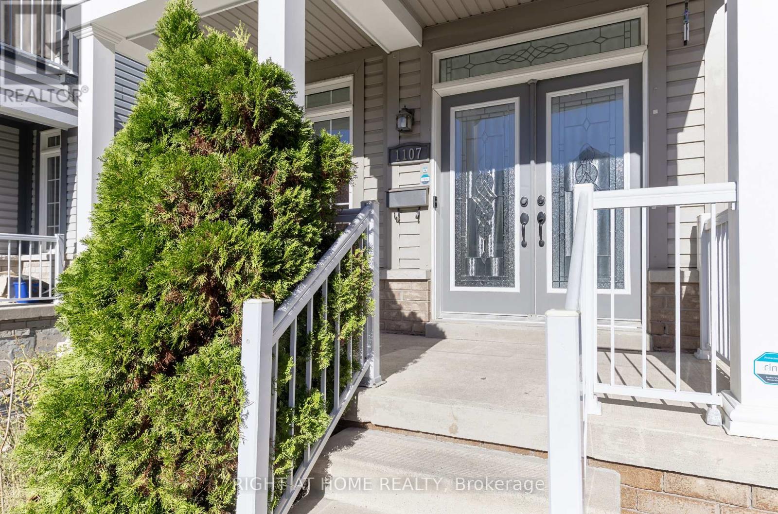 1107 Bonin Crescent, Milton, Ontario  L9T 0B2 - Photo 2 - W12474477