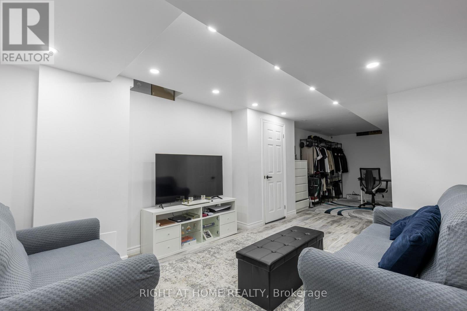 1107 Bonin Crescent, Milton, Ontario  L9T 0B2 - Photo 32 - W12474477