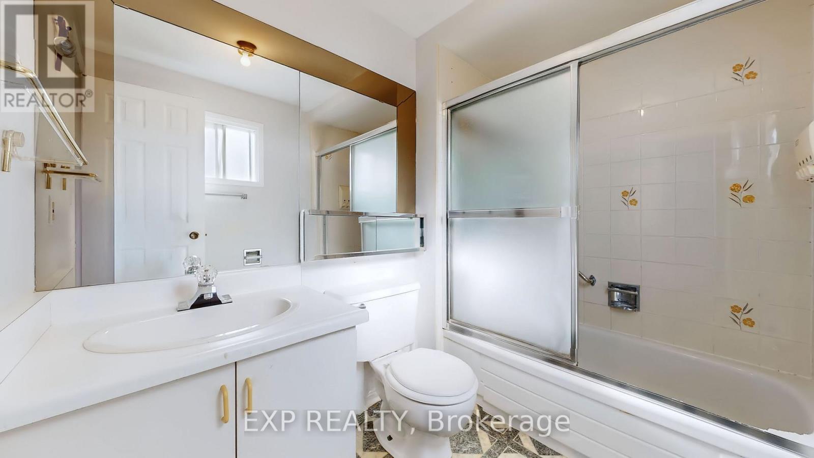 5023 Salishan Circle, Mississauga, Ontario  L5R 3E3 - Photo 23 - W12474491