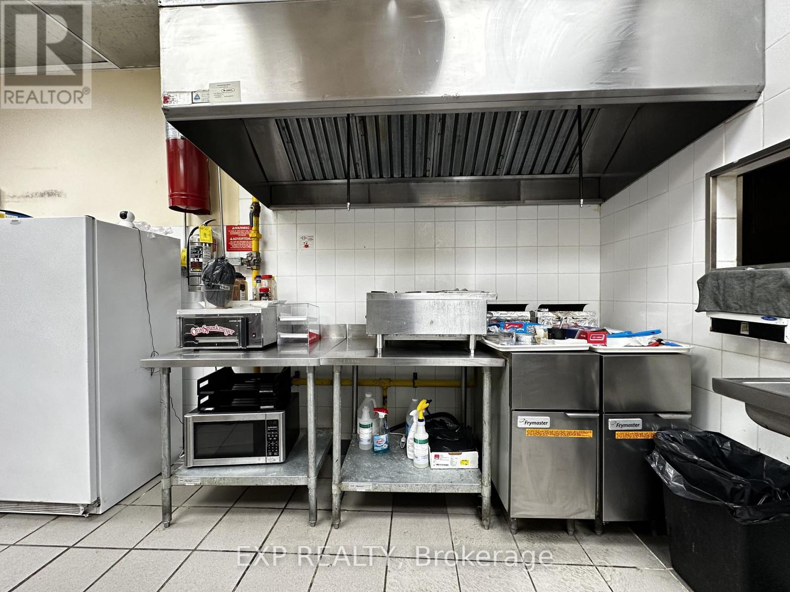17 - 1125 Bloor Street, Mississauga, Ontario  L4Y 2N6 - Photo 18 - W12474492