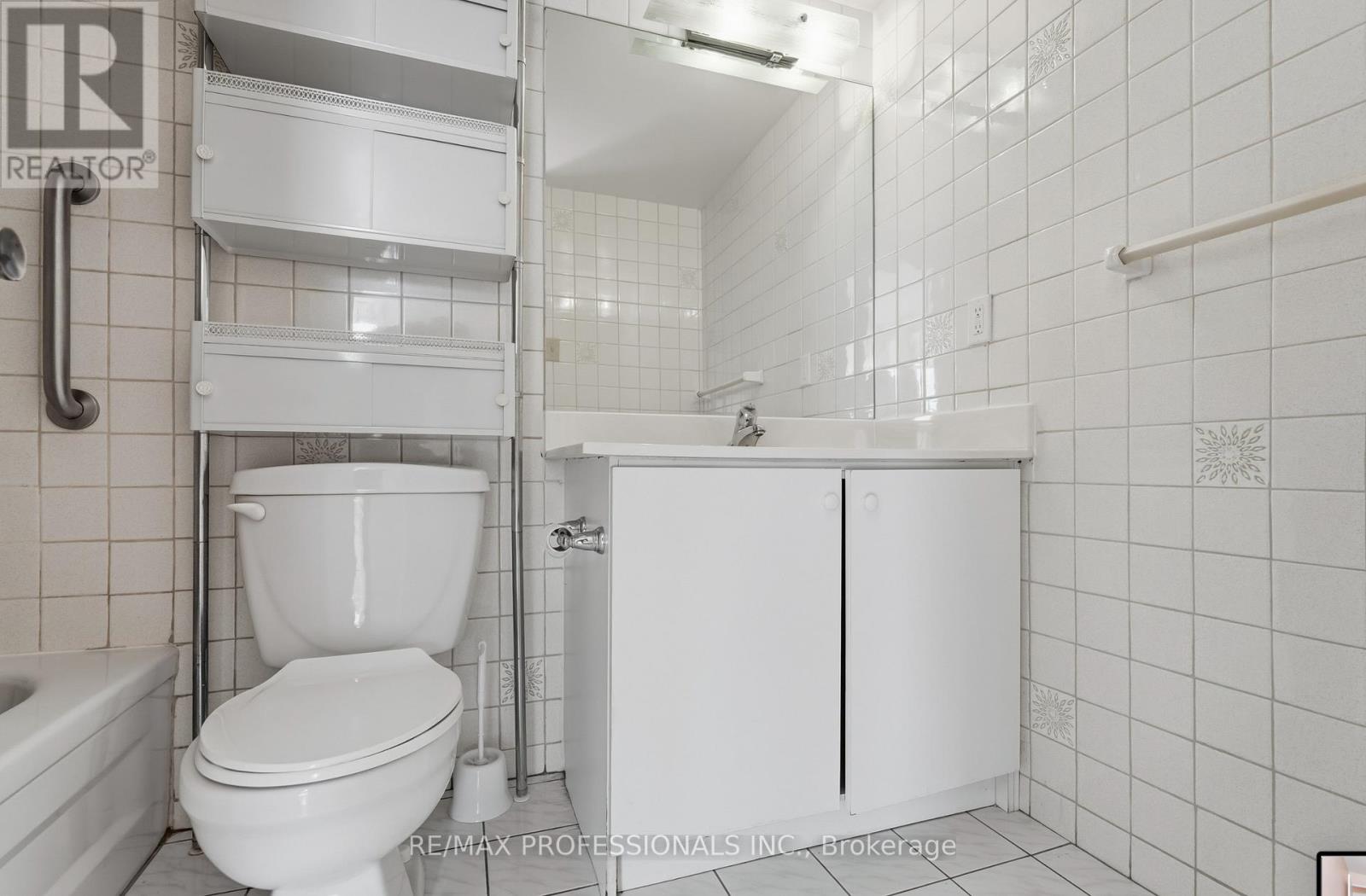 405 - 2130 Weston Road, Toronto, Ontario  M9N 3R9 - Photo 27 - W12474493