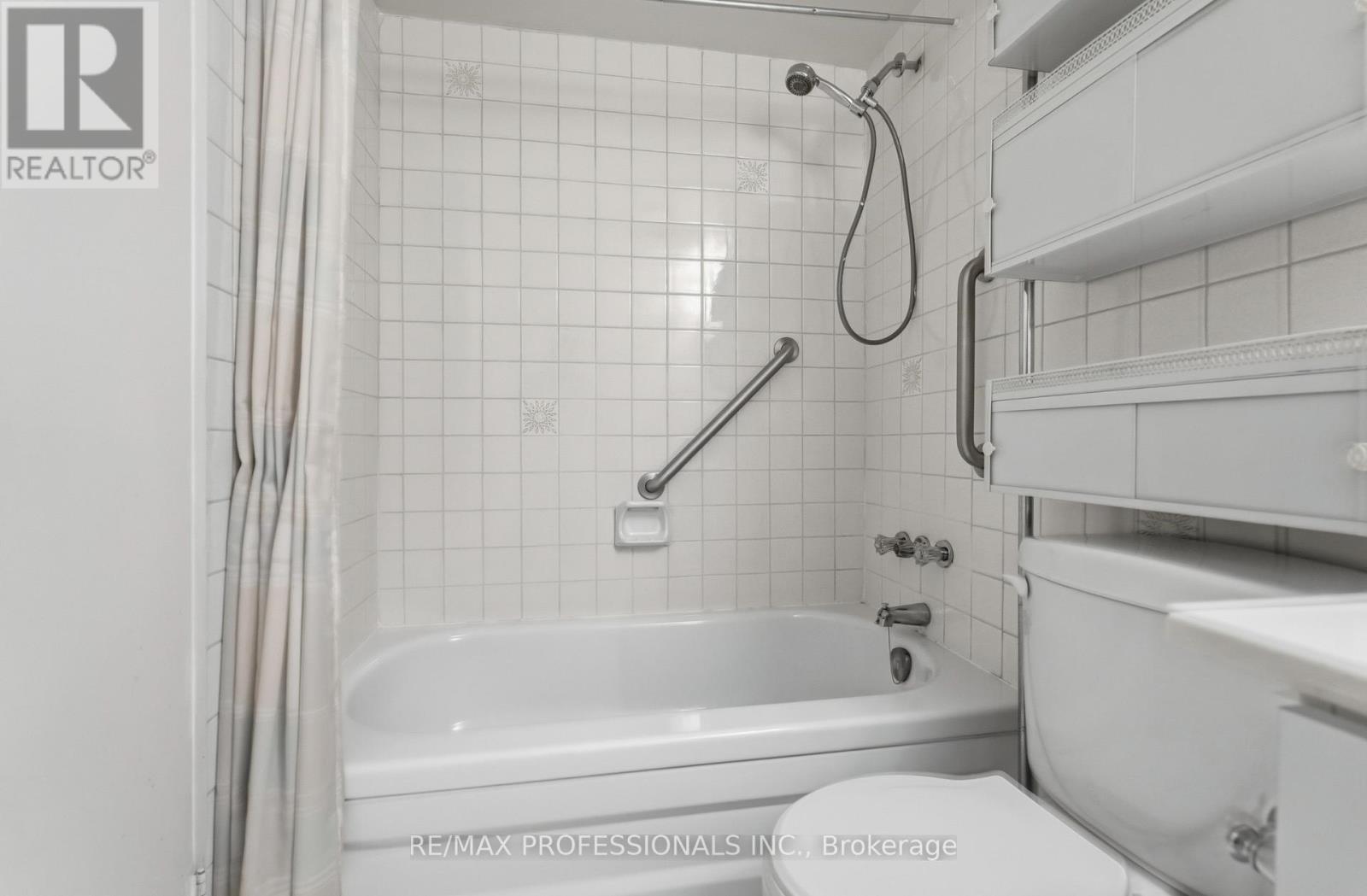 405 - 2130 Weston Road, Toronto, Ontario  M9N 3R9 - Photo 28 - W12474493