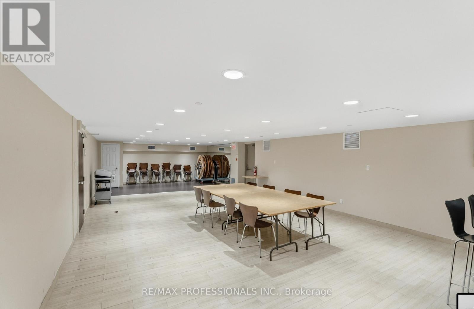 405 - 2130 Weston Road, Toronto, Ontario  M9N 3R9 - Photo 41 - W12474493