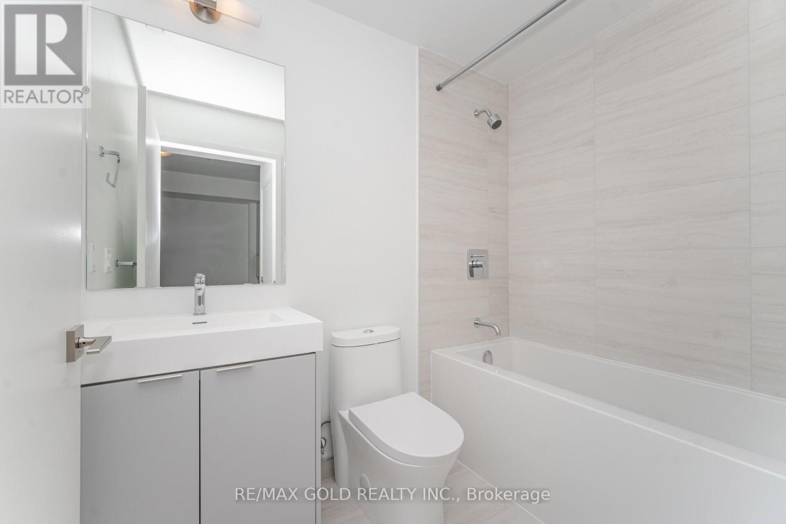 311 - 474 Caldari Road, Vaughan, Ontario  L4K 0R5 - Photo 11 - N12474232