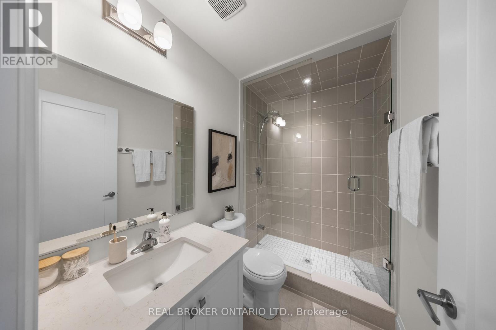 17 Kennisis Way, Vaughan, Ontario  L6A 3Y5 - Photo 28 - N12401781