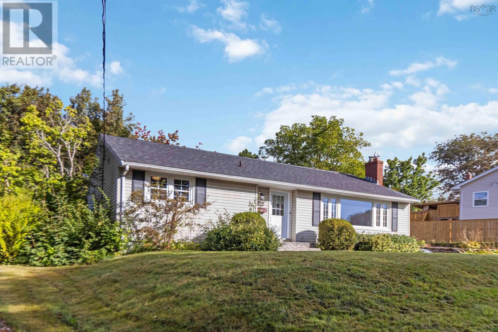 12 Elizabeth Street, Dartmouth, Nova Scotia  B2W 2T5 - Photo 2 - 202524471