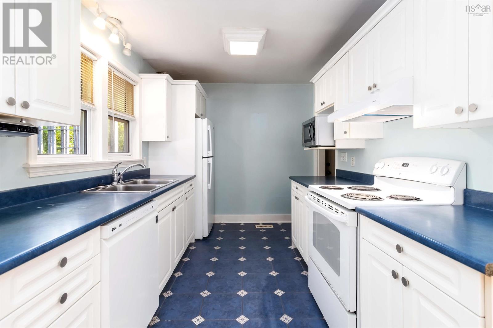 12 Elizabeth Street, Dartmouth, Nova Scotia  B2W 2T5 - Photo 17 - 202524471