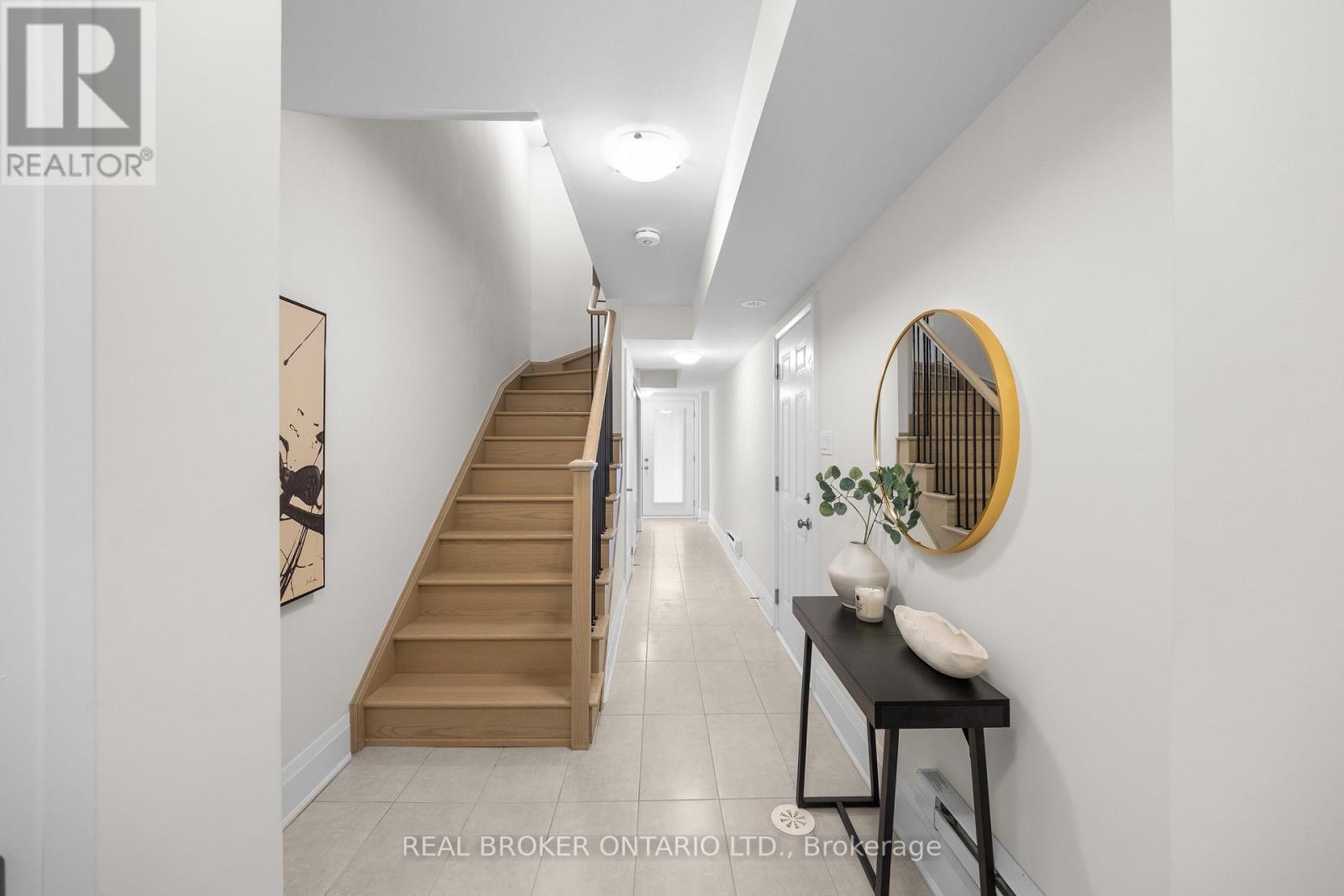 Property at 17 KENNISIS WAY image 5