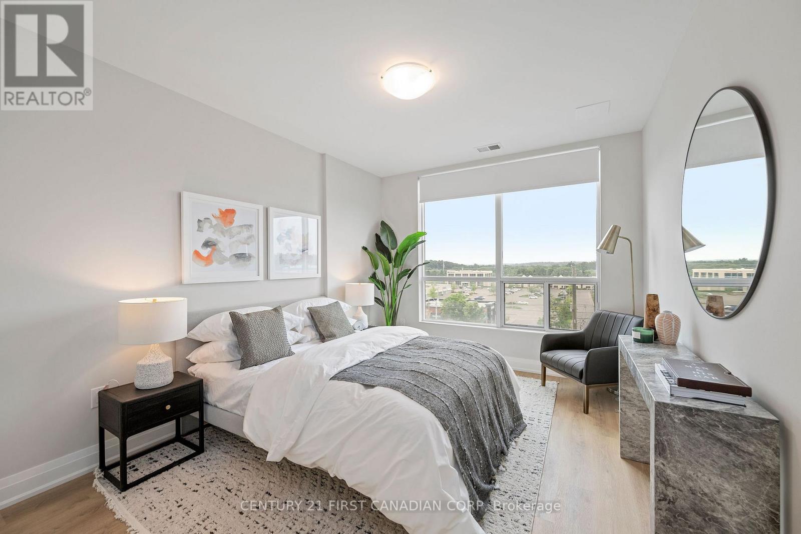 903 - 4286 King Street, Kitchener, Ontario  N2P 2E9 - Photo 6 - X12474515