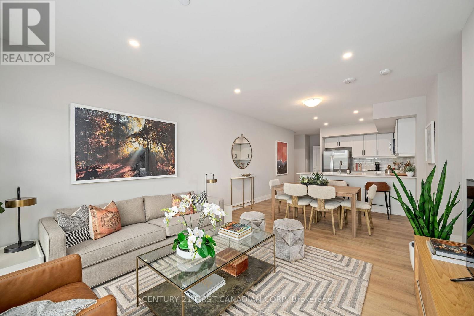 903 - 4286 King Street, Kitchener, Ontario  N2P 2E9 - Photo 8 - X12474515