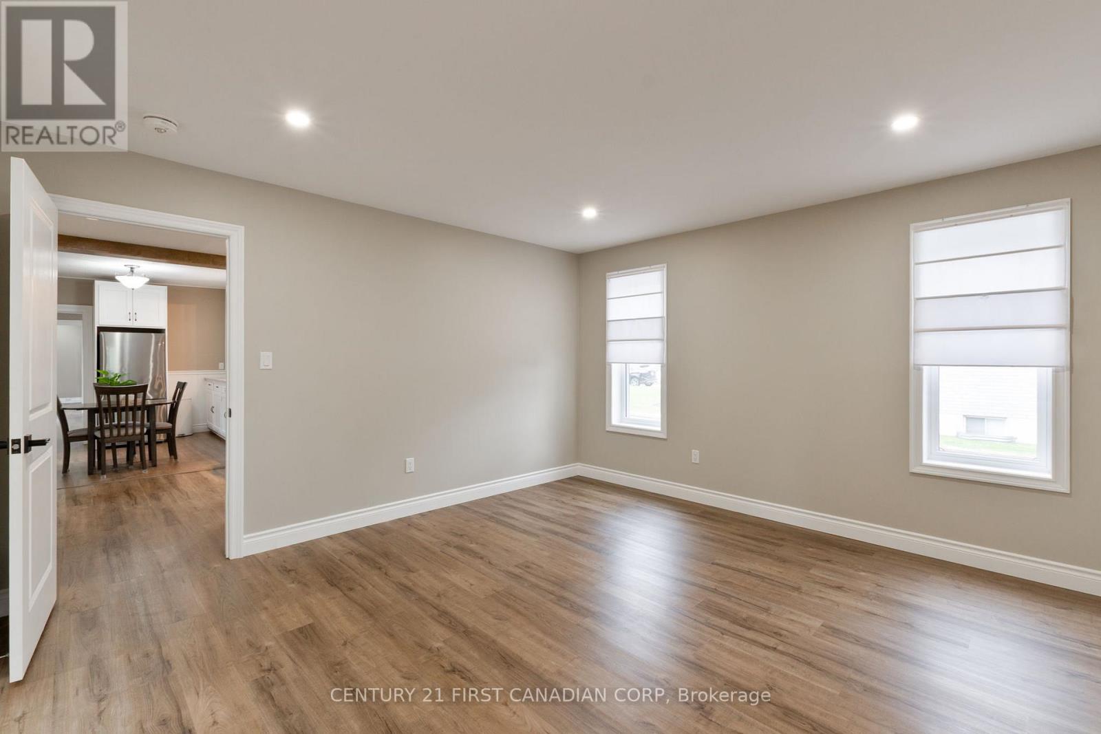 38 St. Andrew Street, Aylmer, Ontario  N5H 2N1 - Photo 27 - X12474518