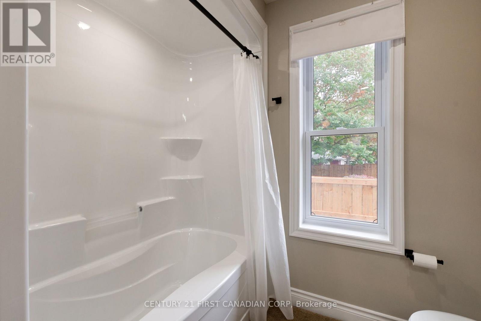 38 St. Andrew Street, Aylmer, Ontario  N5H 2N1 - Photo 29 - X12474518