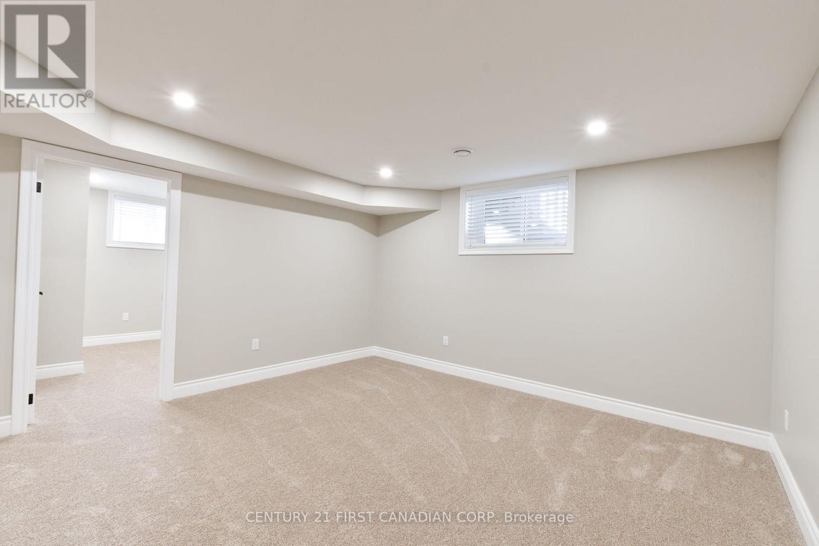 38 St. Andrew Street, Aylmer, Ontario  N5H 2N1 - Photo 31 - X12474518