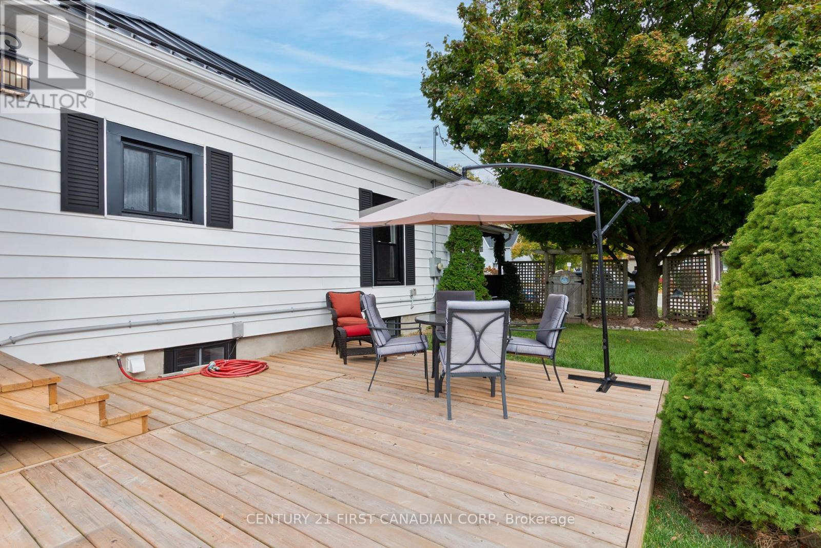 38 St. Andrew Street, Aylmer, Ontario  N5H 2N1 - Photo 44 - X12474518