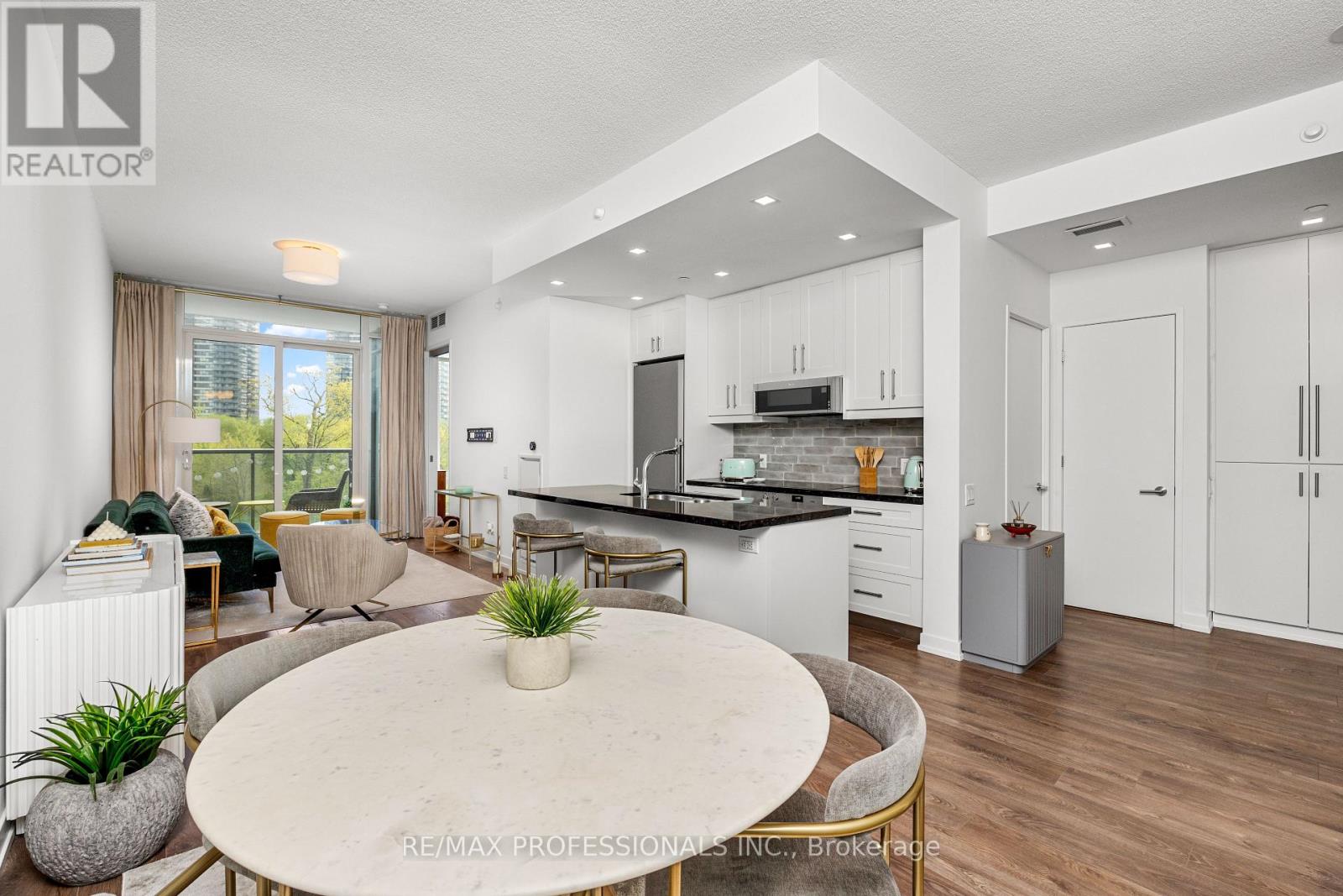206 - 88 PARK LAWN ROAD, Toronto, Ontario