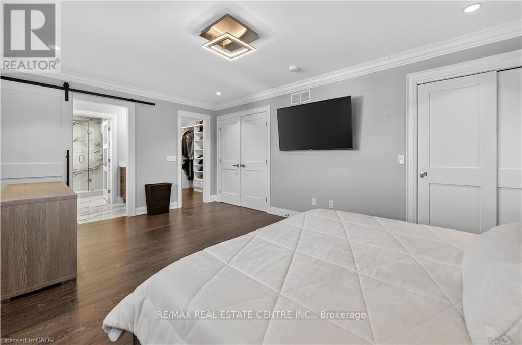 18 David Avenue, Hamilton, Ontario  L9A 3V1 - Photo 32 - X12474368