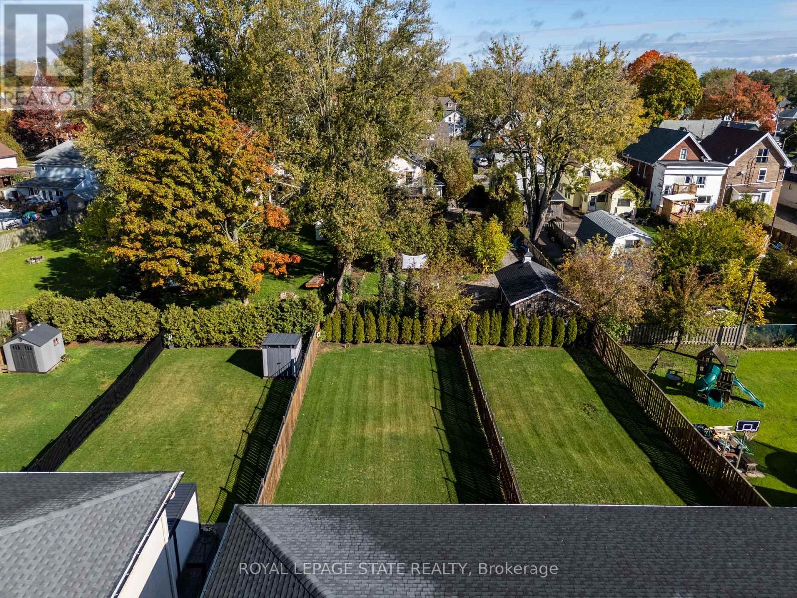 215 Main Street W, Haldimand, Ontario  N1A 1W2 - Photo 46 - X12474370