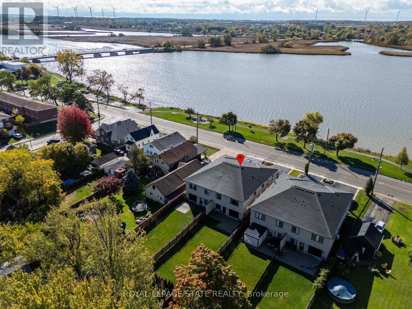 215 Main Street W, Haldimand, Ontario  N1A 1W2 - Photo 7 - X12474370