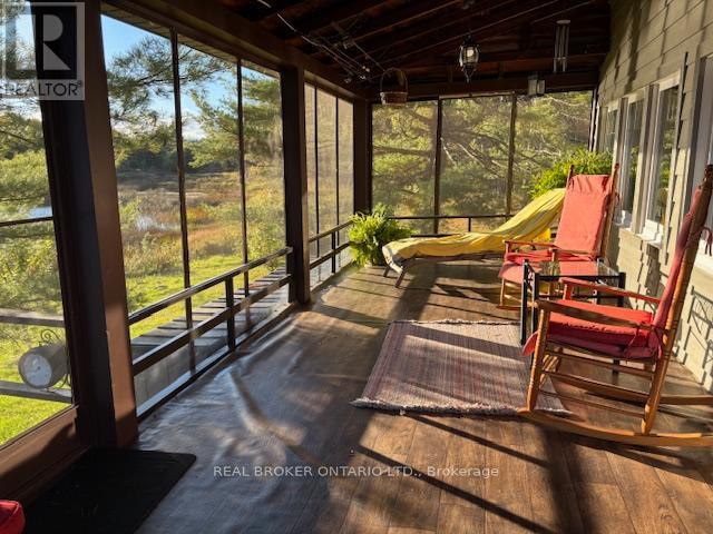 121 Rattlebear Drive, The Archipelago, Ontario  P0G 1K0 - Photo 11 - X12474478