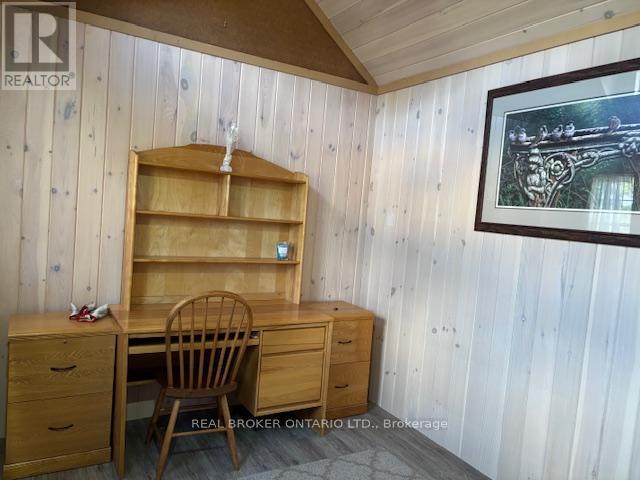 121 Rattlebear Drive, The Archipelago, Ontario  P0G 1K0 - Photo 26 - X12474478