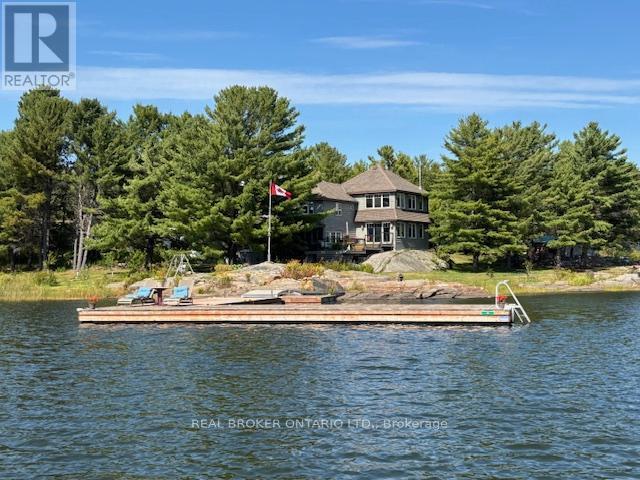 121 Rattlebear Drive, The Archipelago, Ontario  P0G 1K0 - Photo 3 - X12474478