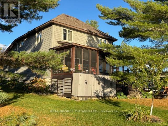 121 Rattlebear Drive, The Archipelago, Ontario  P0G 1K0 - Photo 6 - X12474478