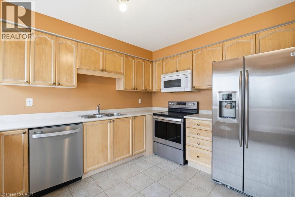 5656 Rosaline Road, Burlington, Ontario  L7L 6T4 - Photo 12 - 40781150