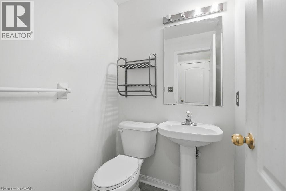 5656 Rosaline Road, Burlington, Ontario  L7L 6T4 - Photo 14 - 40781150