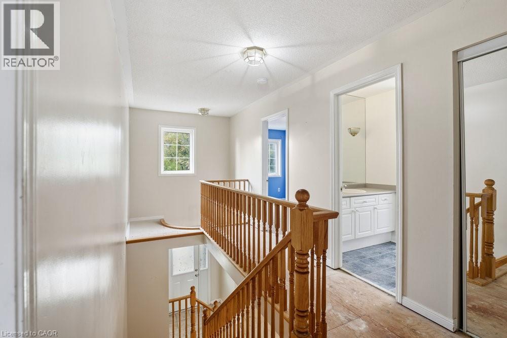 5656 Rosaline Road, Burlington, Ontario  L7L 6T4 - Photo 15 - 40781150