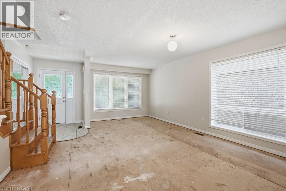 5656 Rosaline Road, Burlington, Ontario  L7L 6T4 - Photo 8 - 40781150