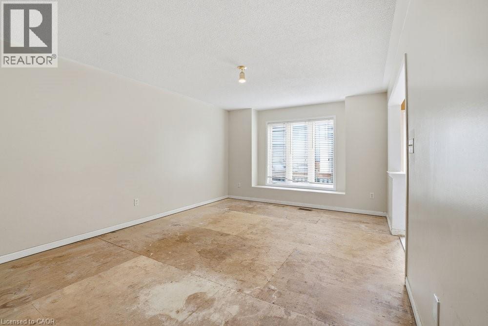 5656 Rosaline Road, Burlington, Ontario  L7L 6T4 - Photo 9 - 40781150