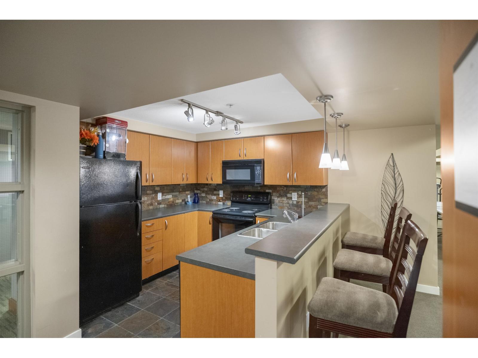 115 20750 Duncan Way, Langley, British Columbia  V3A 9J6 - Photo 18 - R3060343