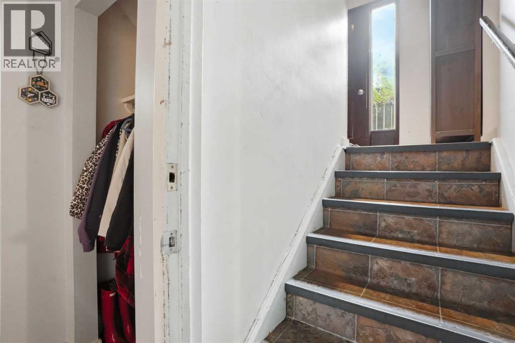 2411 32 Street Sw, Calgary, Alberta  T3E 2R6 - Photo 18 - A2265621