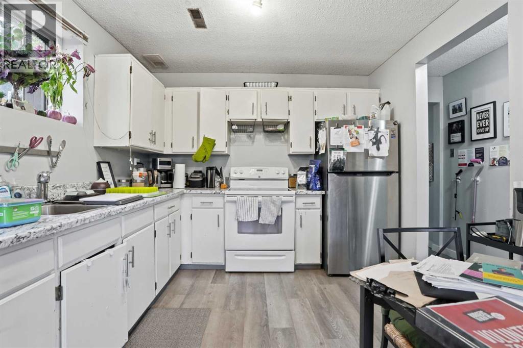 2411 32 Street Sw, Calgary, Alberta  T3E 2R6 - Photo 24 - A2265621