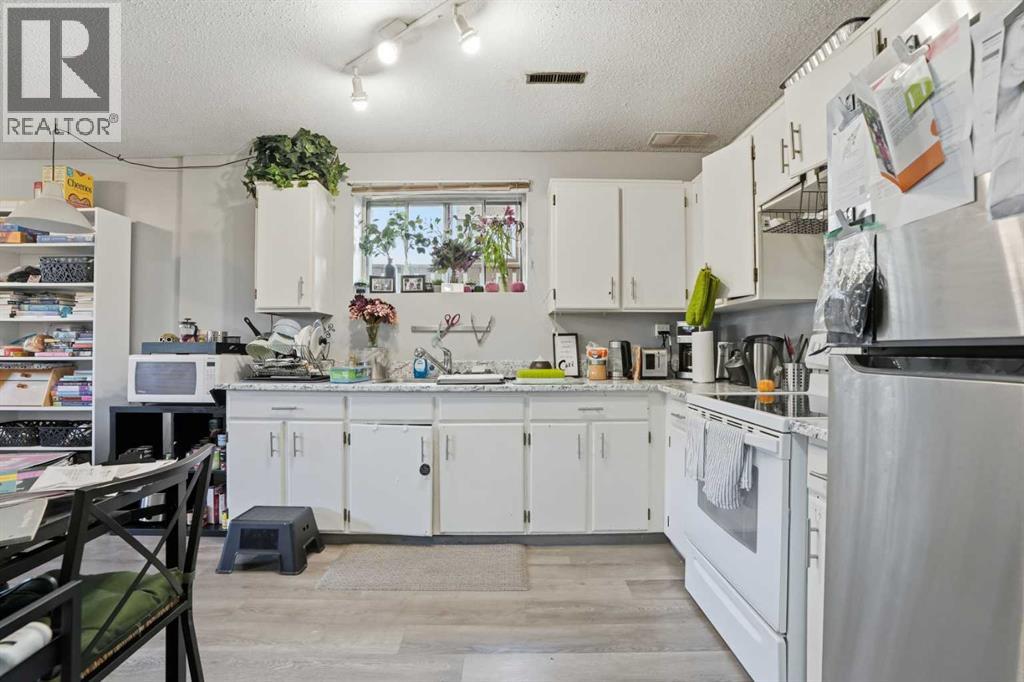 2411 32 Street Sw, Calgary, Alberta  T3E 2R6 - Photo 23 - A2265621