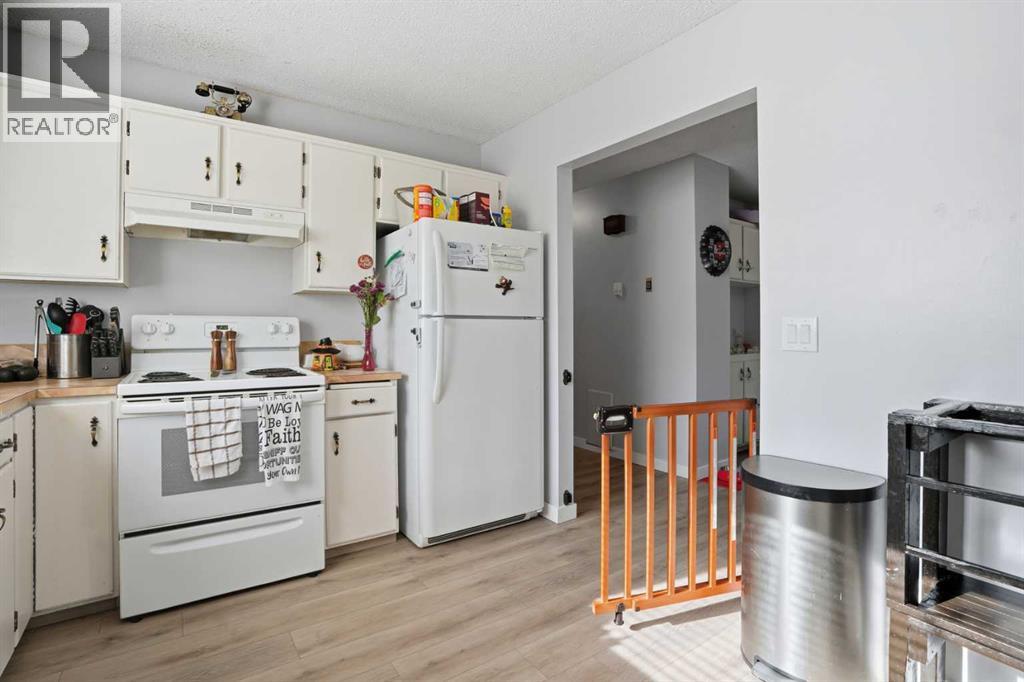 2411 32 Street Sw, Calgary, Alberta  T3E 2R6 - Photo 6 - A2265621