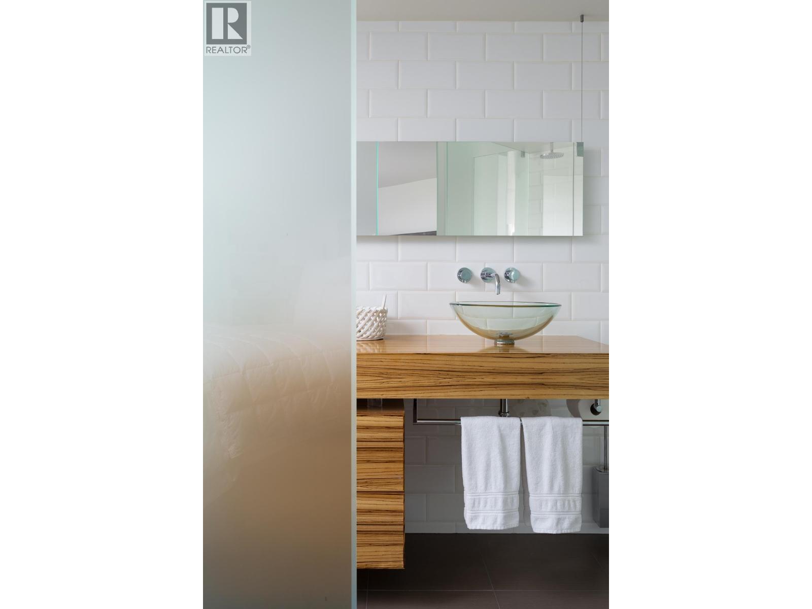 401 988 Richards Street, Vancouver, British Columbia  V6B 8R2 - Photo 25 - R3060551