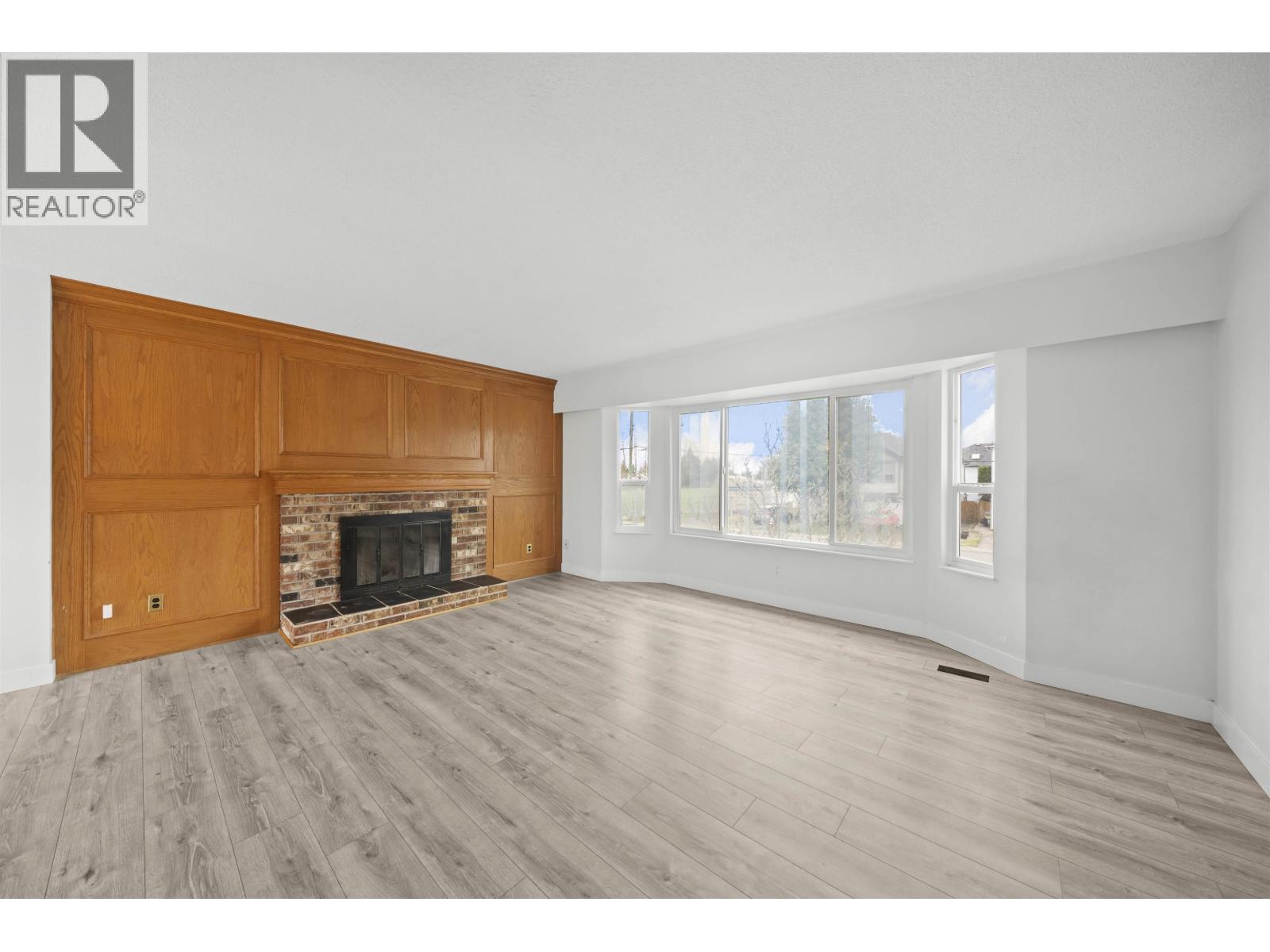 23095 117 Avenue, Maple Ridge, British Columbia  V2X 2K3 - Photo 2 - R3060542