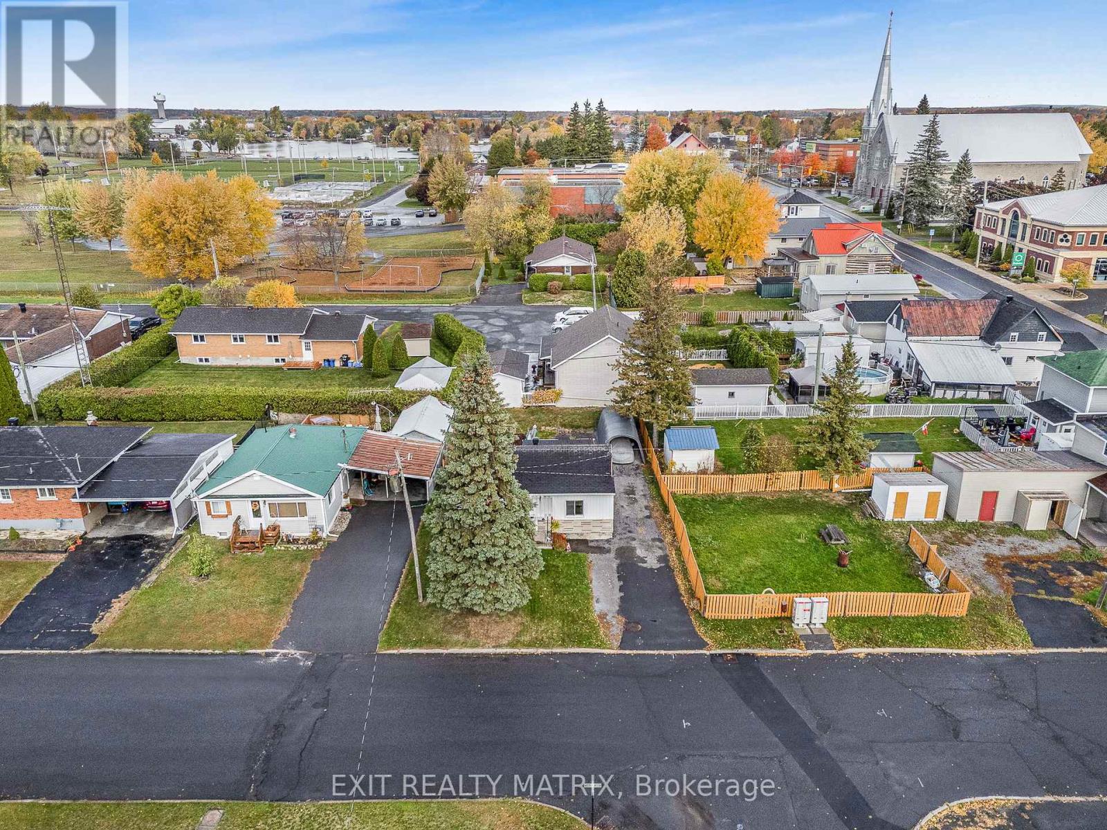 17 Victoria Street W, North Glengarry, Ontario  K0C 1A0 - Photo 27 - X12474505