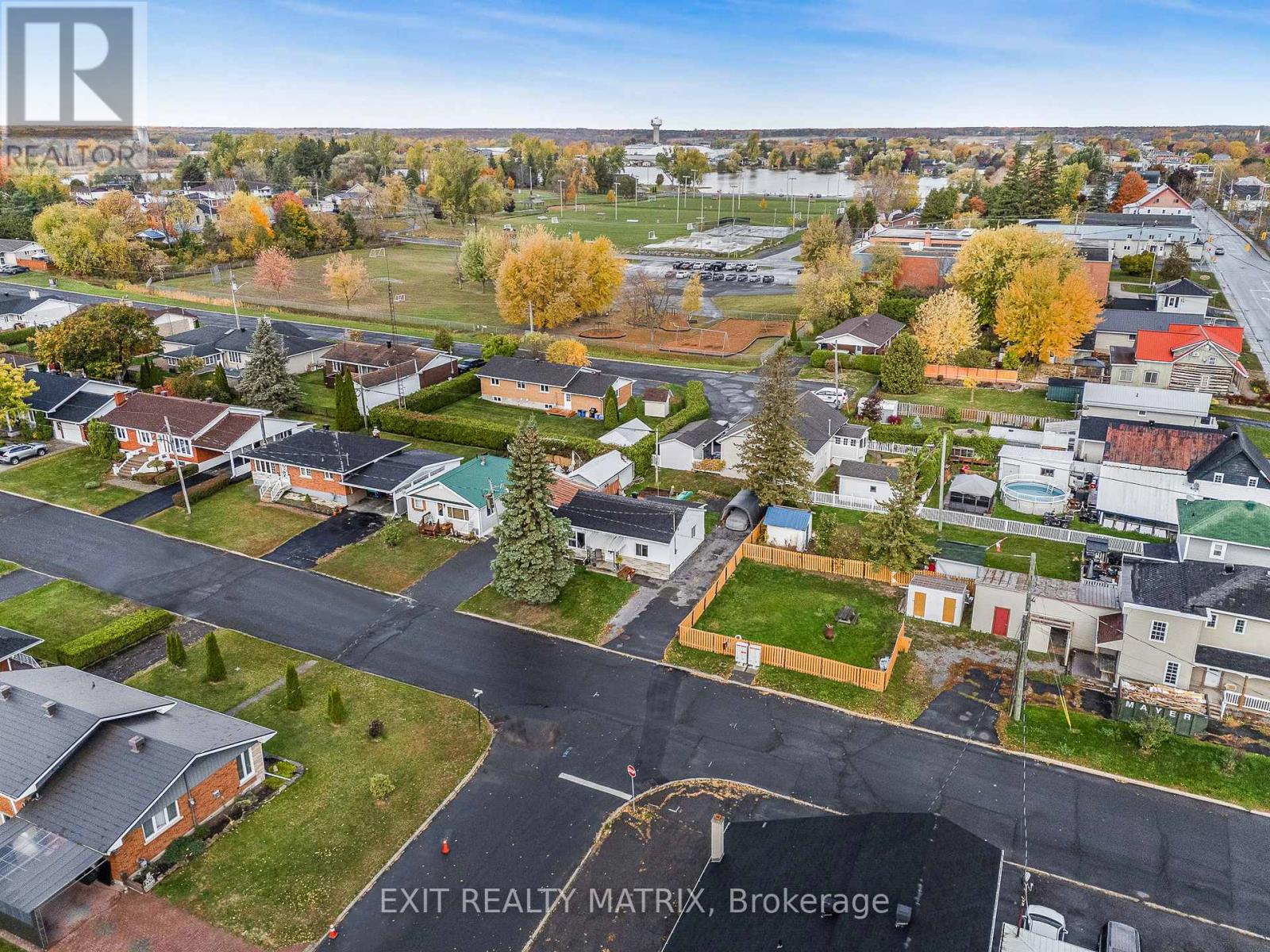 17 Victoria Street W, North Glengarry, Ontario  K0C 1A0 - Photo 28 - X12474505