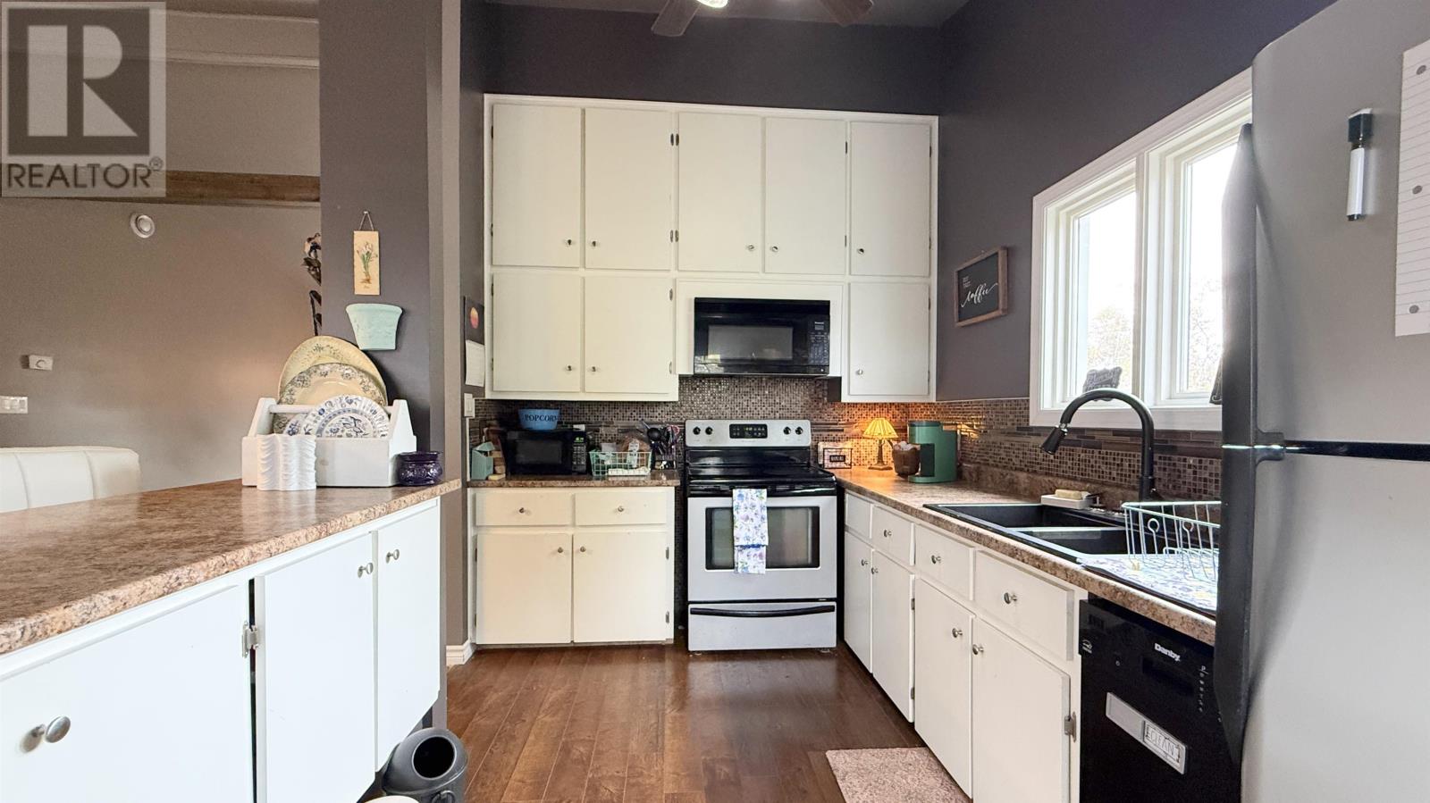 33 Phillips Street, Summerside, Prince Edward Island  C1N 4L2 - Photo 15 - 202526298