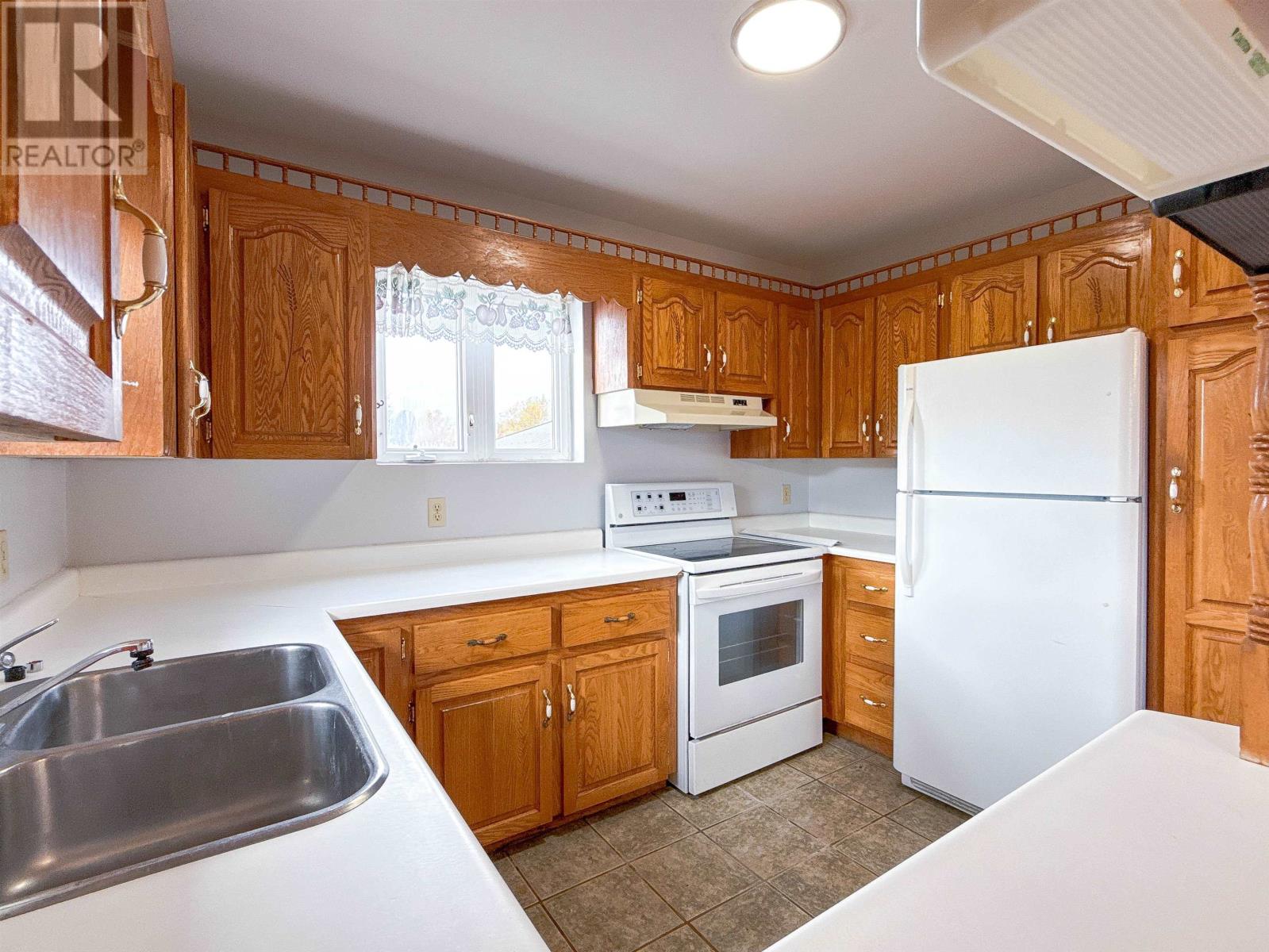 438 Diversion Road, Mount Pleasant, Prince Edward Island  C0B 1J0 - Photo 10 - 202526299