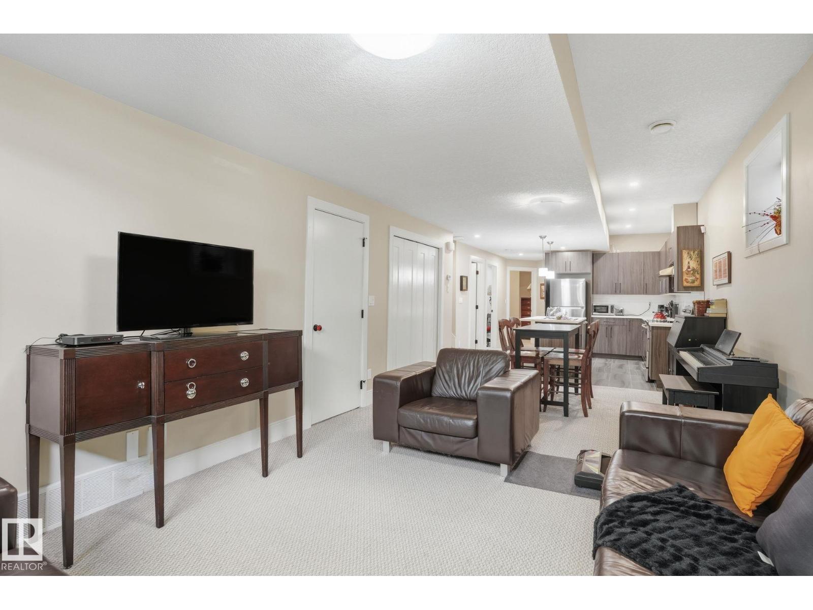 11121 81 Av Nw, Edmonton, Alberta  T6G 0S6 - Photo 33 - E4461680