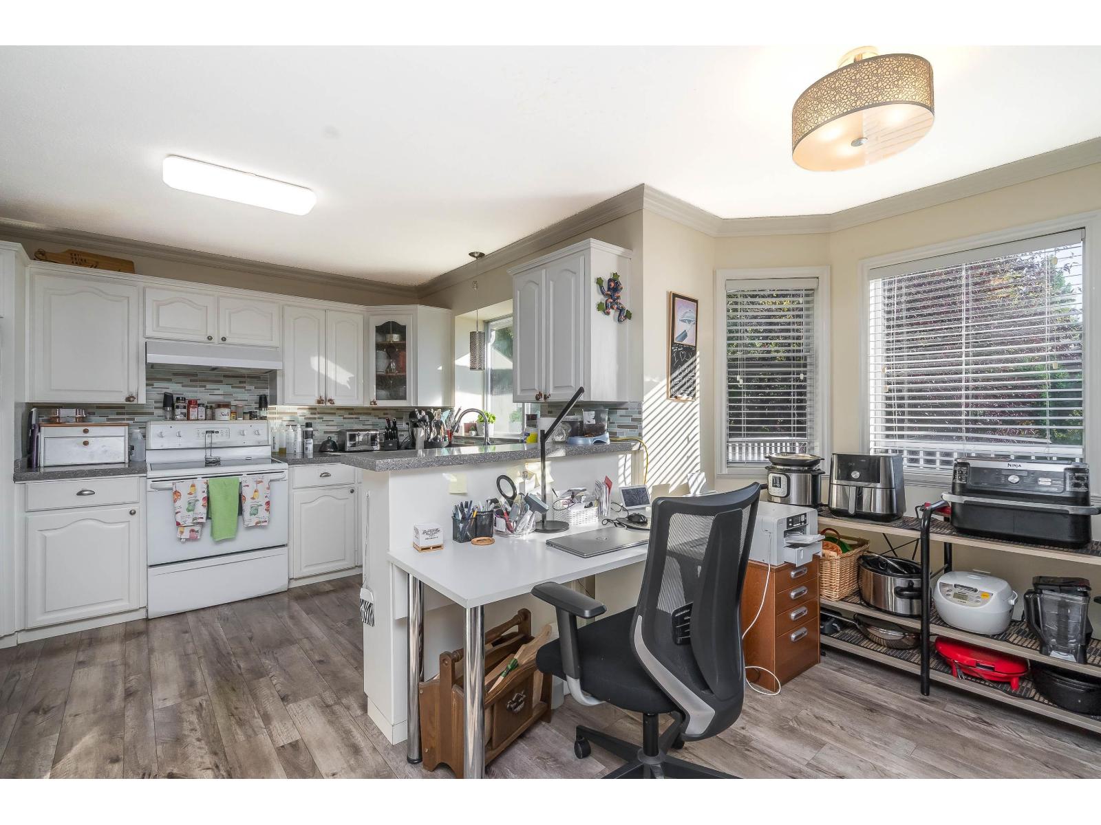 35318 Corbett Place, Abbotsford, British Columbia  V3G 1K1 - Photo 12 - R3060519