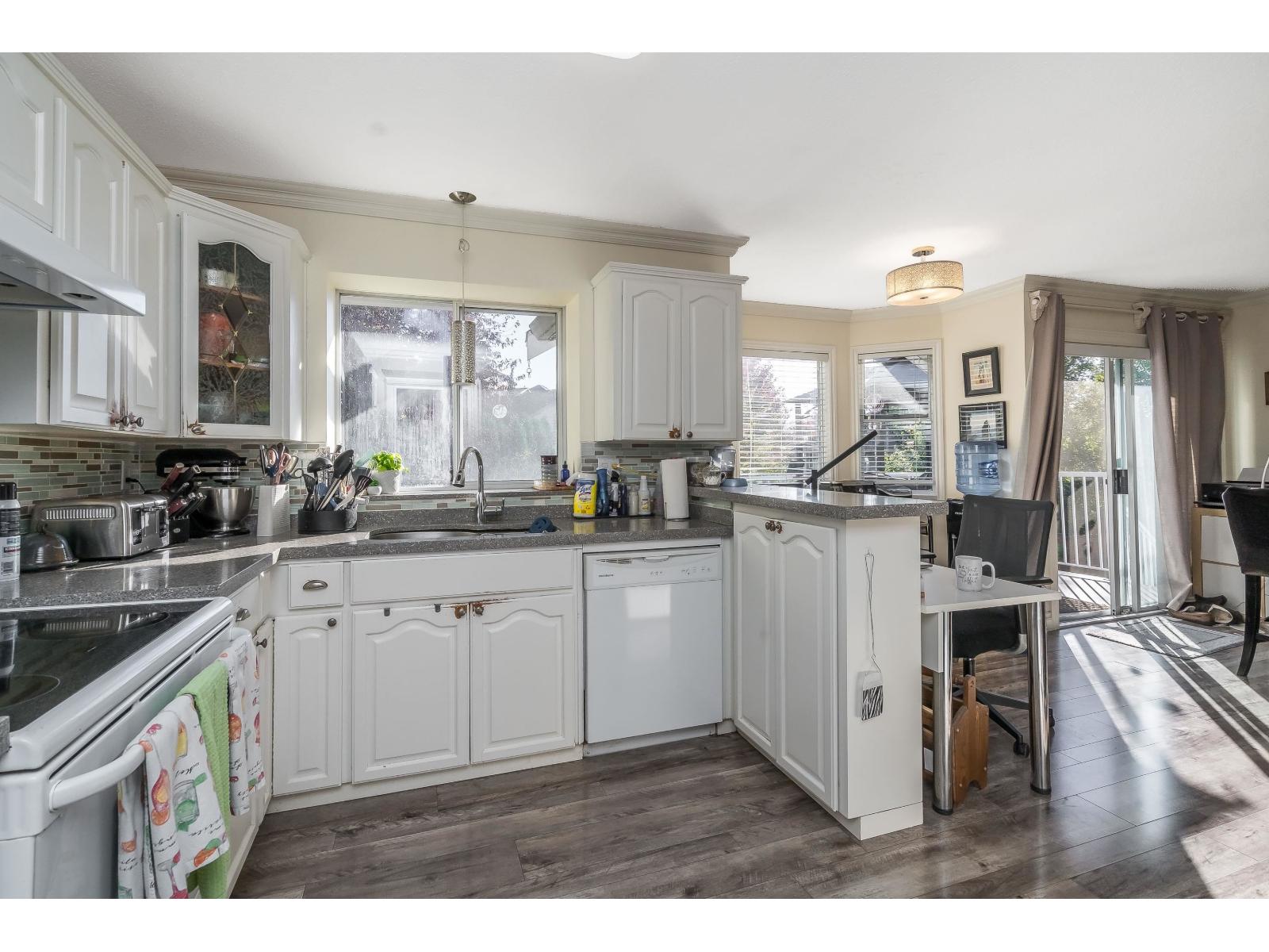 35318 Corbett Place, Abbotsford, British Columbia  V3G 1K1 - Photo 11 - R3060519