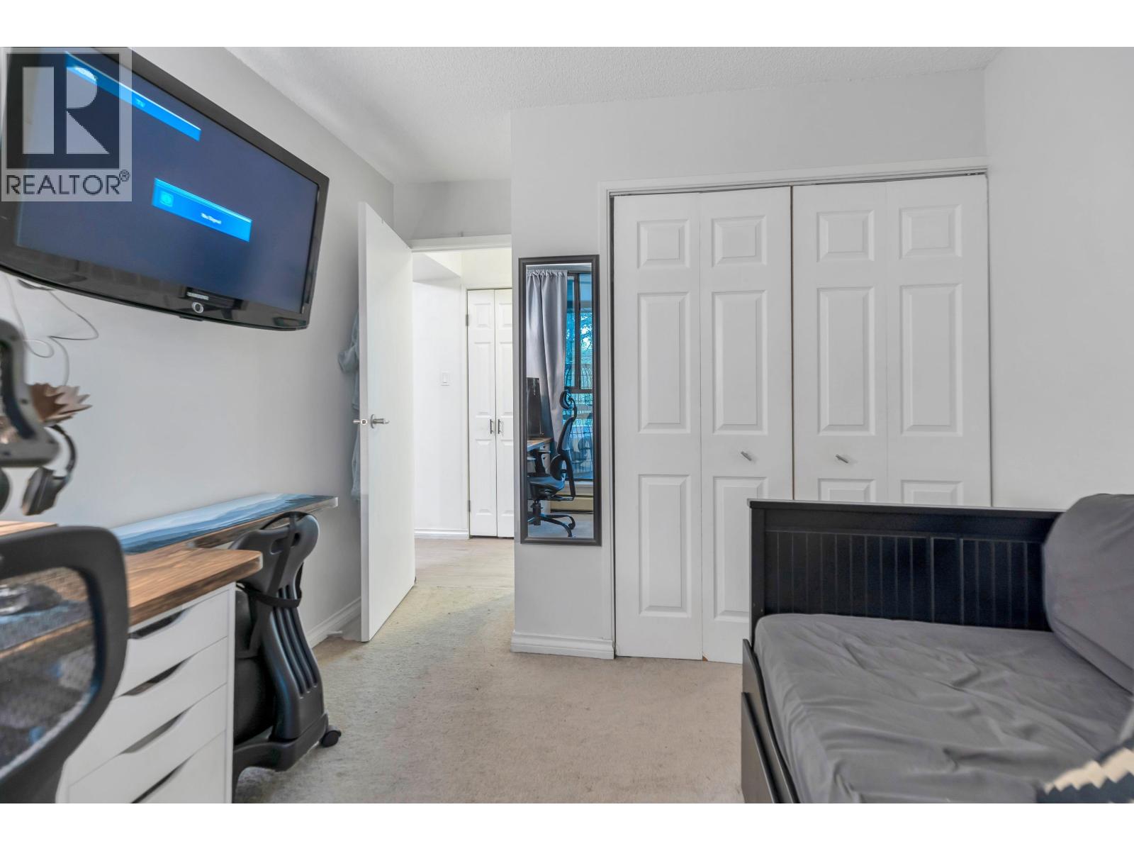 501 3771 Bartlett Court, Burnaby, British Columbia  V3J 7G8 - Photo 21 - R3060533