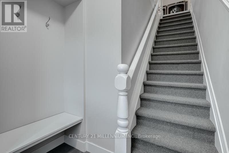 Upper - 276 Edward Street, North Huron, Ontario  N0G 2W0 - Photo 3 - X12473587