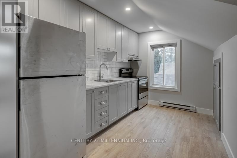 Upper - 276 Edward Street, North Huron, Ontario  N0G 2W0 - Photo 6 - X12473587